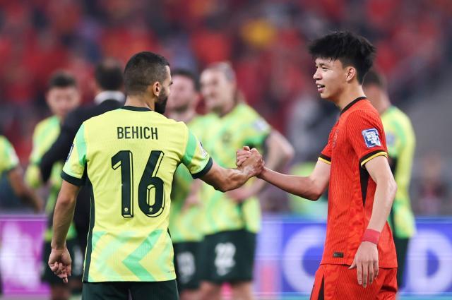 球速体育官网入口-中澳战王钰栋创纪录登场 他与塞鸟能否成为救世主